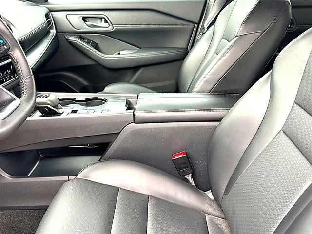 2024 Nissan Rogue FWD SV