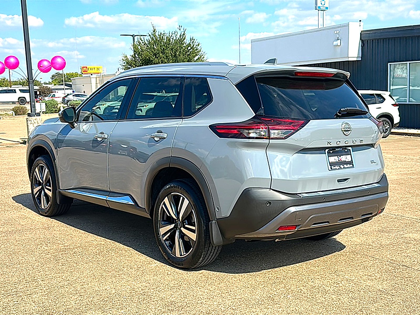 2023 Nissan Rogue SL FWD