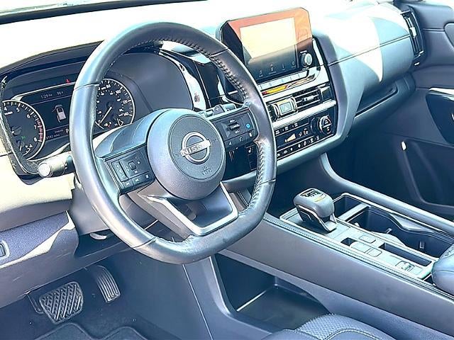 2024 Nissan Pathfinder SV 2WD