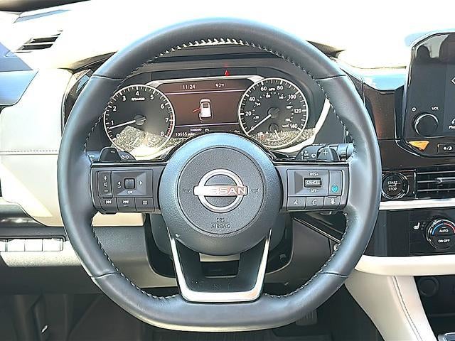 2025 Nissan Pathfinder SL 2WD