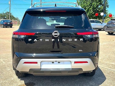 2025 Nissan Pathfinder SL 2WD