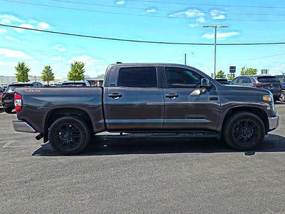 2020 Toyota Tundra 2WD 2WD SR5 CrewMax 5.5' Bed 5.7L (SE)