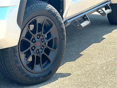 2025 Toyota Tundra 4WD 4WD Limited CrewMax 5.5' Bed (Natl)