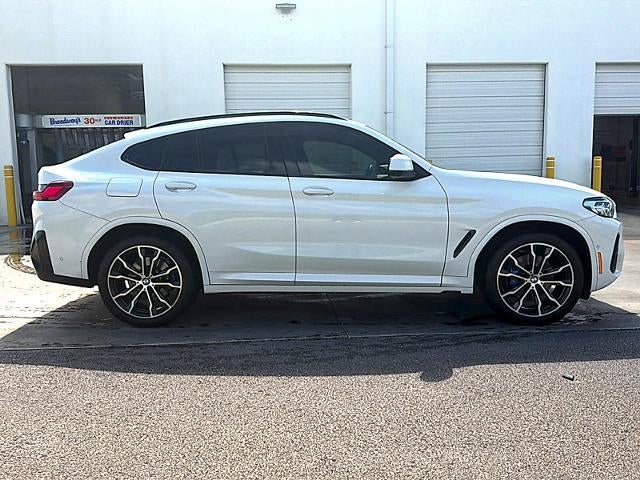 2022 BMW X4 xDrive30i Sports Activity Coupe