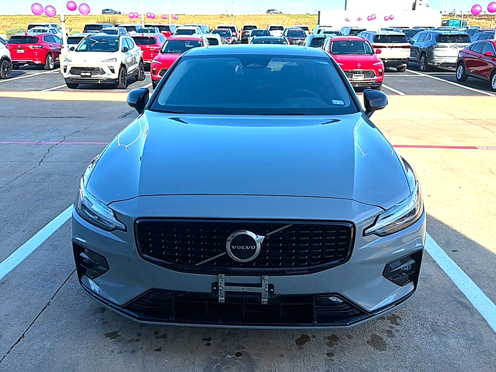 2024 Volvo S60 B5 Core Dark Theme