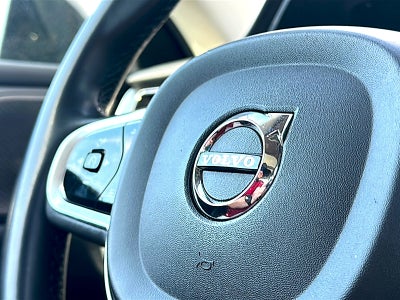 2024 Volvo S60 B5 Plus Dark Theme