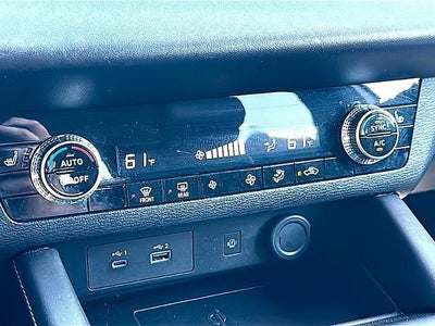 2024 Mitsubishi Outlander SE FWD