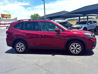 2021 Subaru Forester Premium CVT