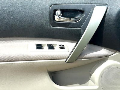 2013 Nissan Rogue FWD 4dr S