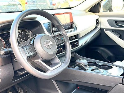 2023 Nissan Rogue FWD SV