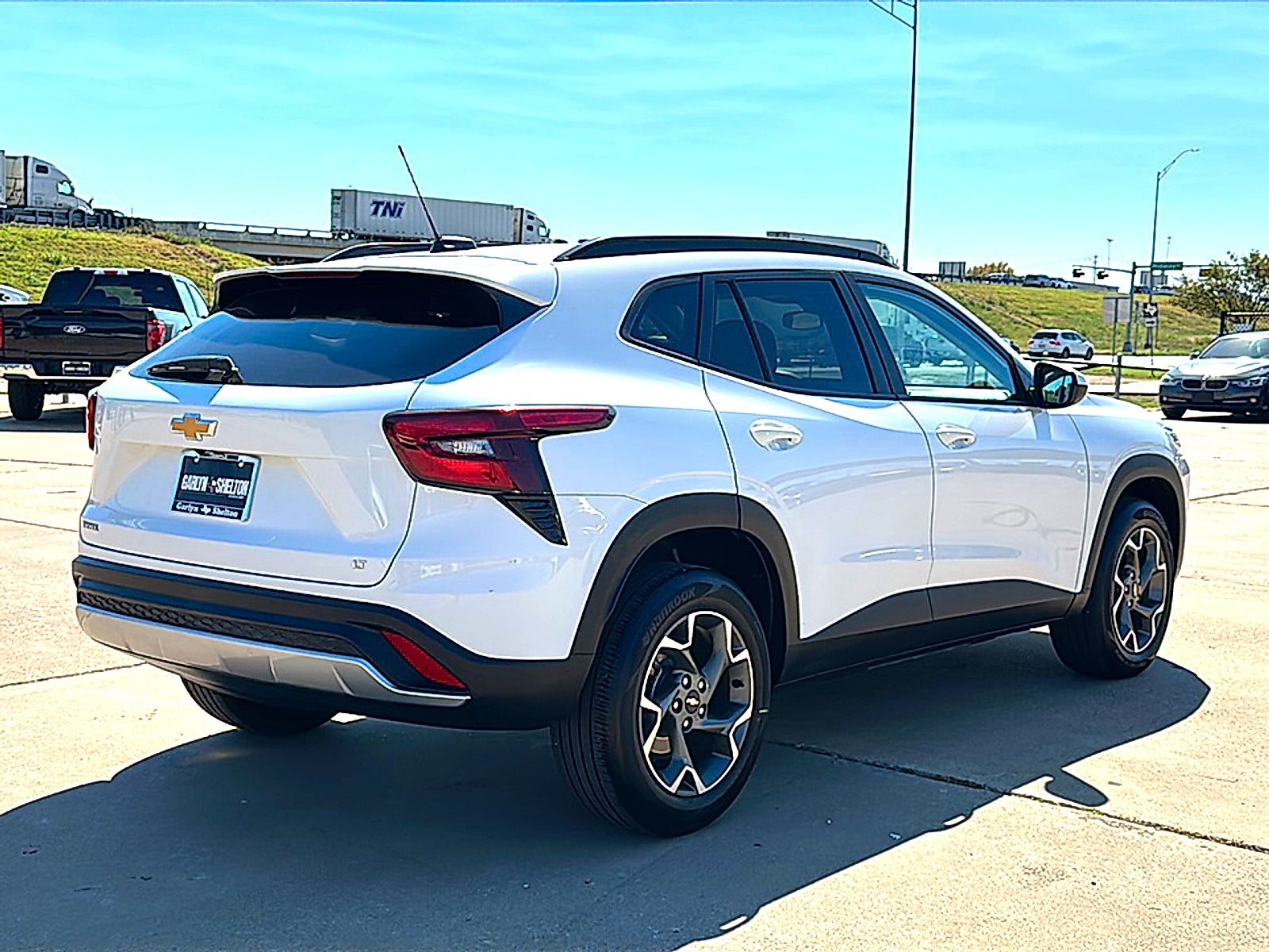 2025 Chevrolet Trax FWD LT