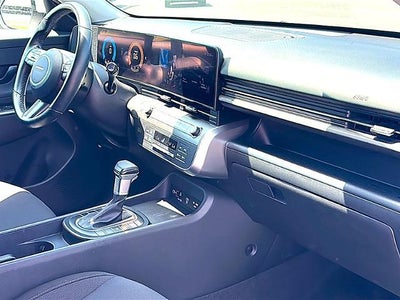 2025 Hyundai KONA SEL FWD