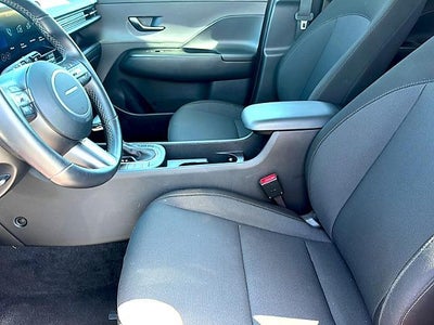 2025 Hyundai KONA SEL FWD