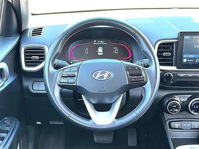 2025 Hyundai VENUE SEL IVT