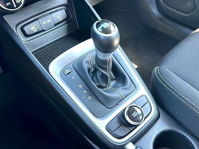 2025 Hyundai VENUE SEL IVT