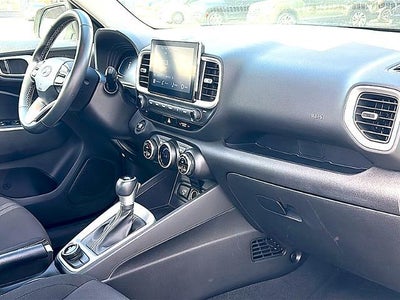 2025 Hyundai Venue SEL