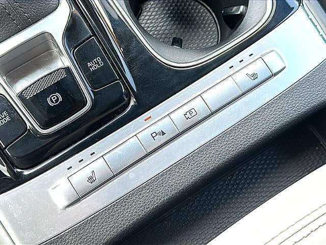 2023 Kia Carnival EX FWD
