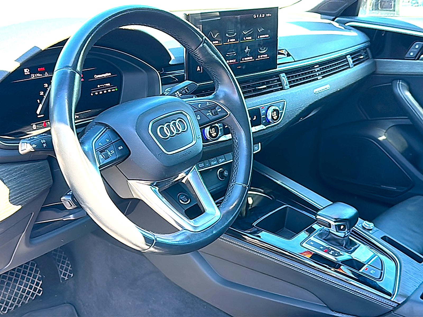 2023 Audi A4 Premium Plus 45 TFSI S line quattro S tronic