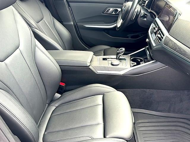 2021 BMW 330i xDrive Sedan