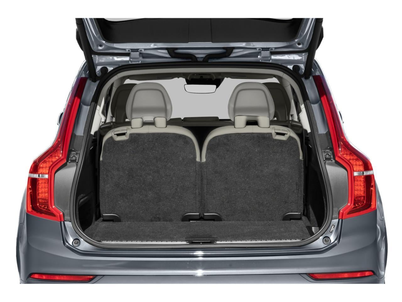 2022 Volvo XC90 T5 FWD Momentum 7P