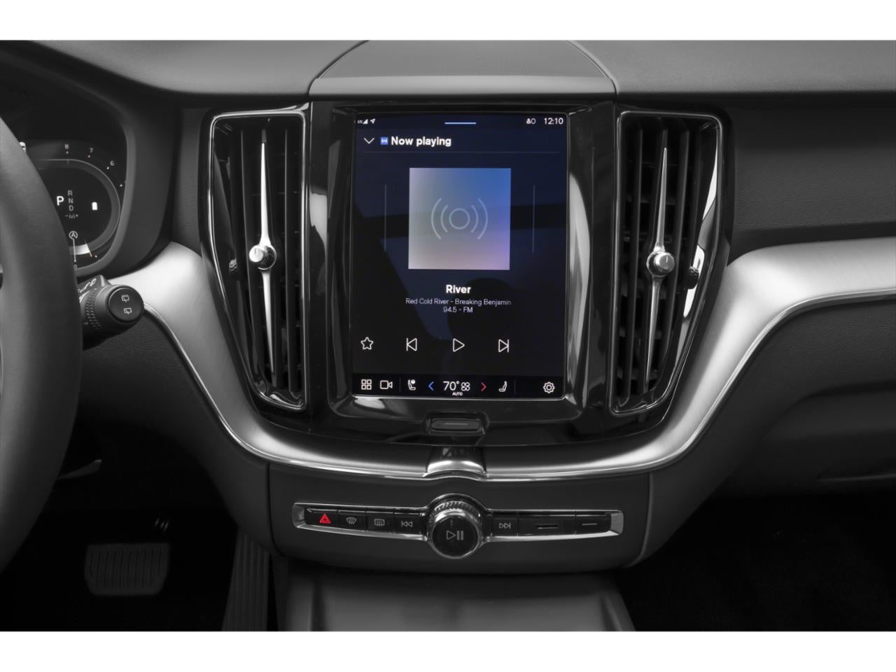 2023 Volvo XC60 B5 FWD Ultimate Bright Theme