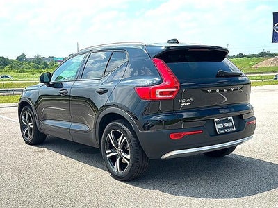 2023 Volvo XC40 B5 AWD Core