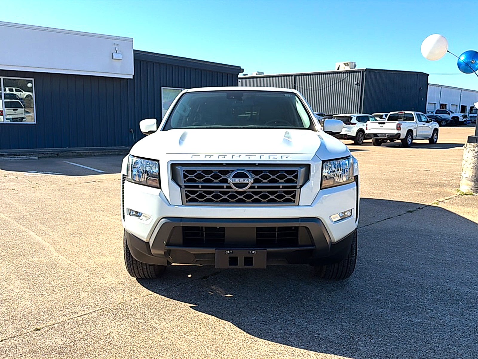 2024 Nissan Frontier Crew Cab SV 4x2