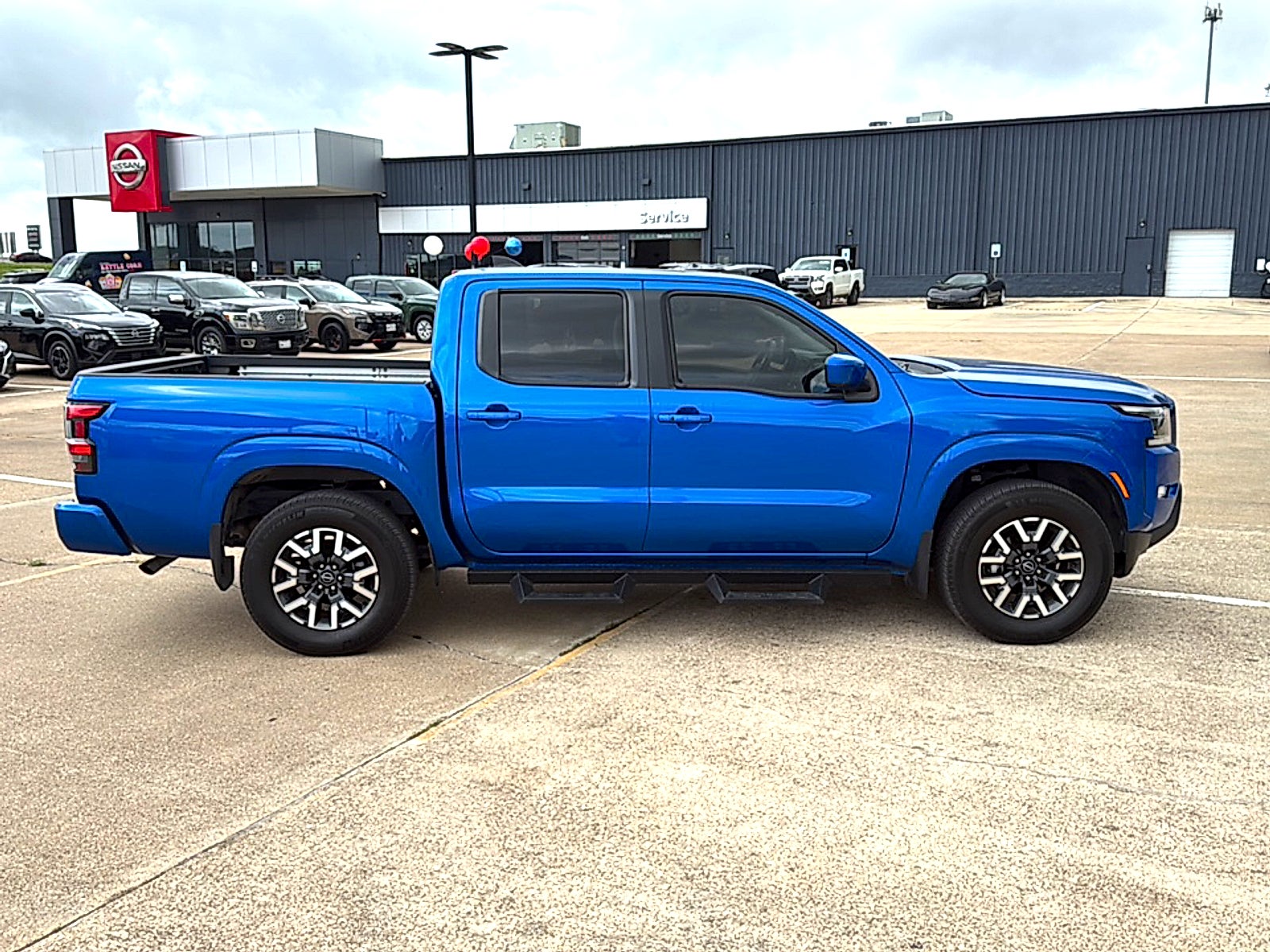 2024 Nissan Frontier Crew Cab SL 4x4