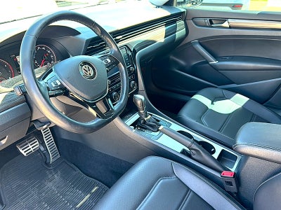 2020 Volkswagen Passat 2.0T R-Line