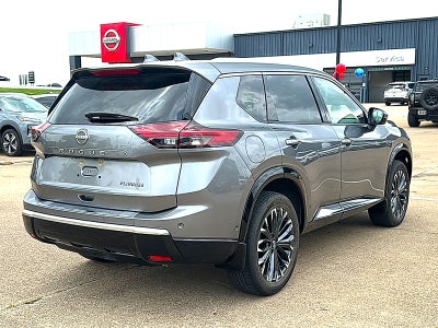 2025 Nissan Rogue Platinum FWD