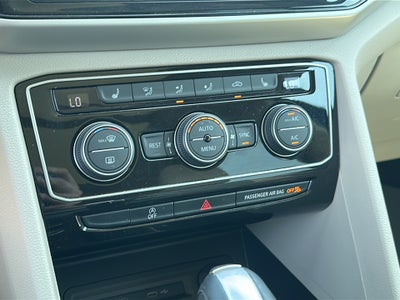 2022 Volkswagen Atlas 2.0T SE w/Technology