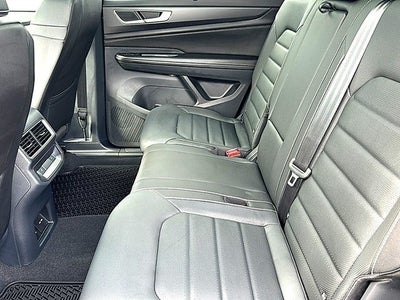 2026 Volkswagen Atlas Cross Sport 2.0T SEL R-Line Black