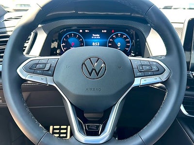 2026 Volkswagen Atlas Cross Sport 2.0T SEL R-Line Black