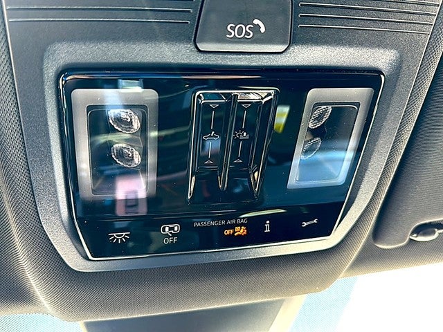 2024 Volkswagen Atlas Cross Sport 2.0T SEL R-Line