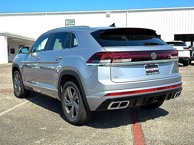 2024 Volkswagen Atlas Cross Sport 2.0T SEL R-Line