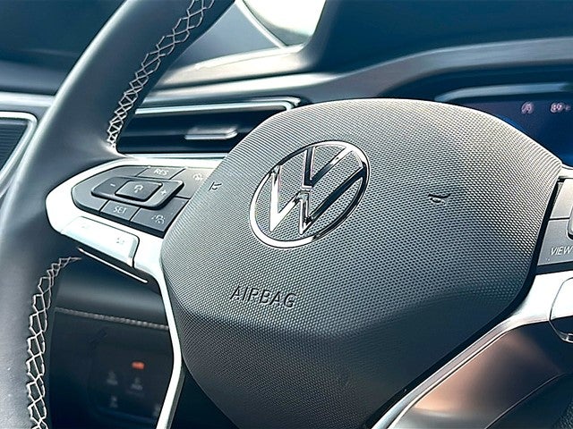 2026 Volkswagen Atlas Cross Sport 2.0T SE