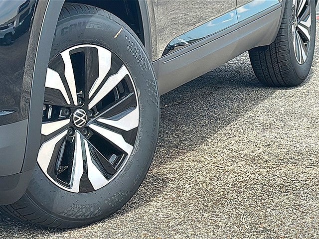 2026 Volkswagen Atlas Cross Sport 2.0T SE