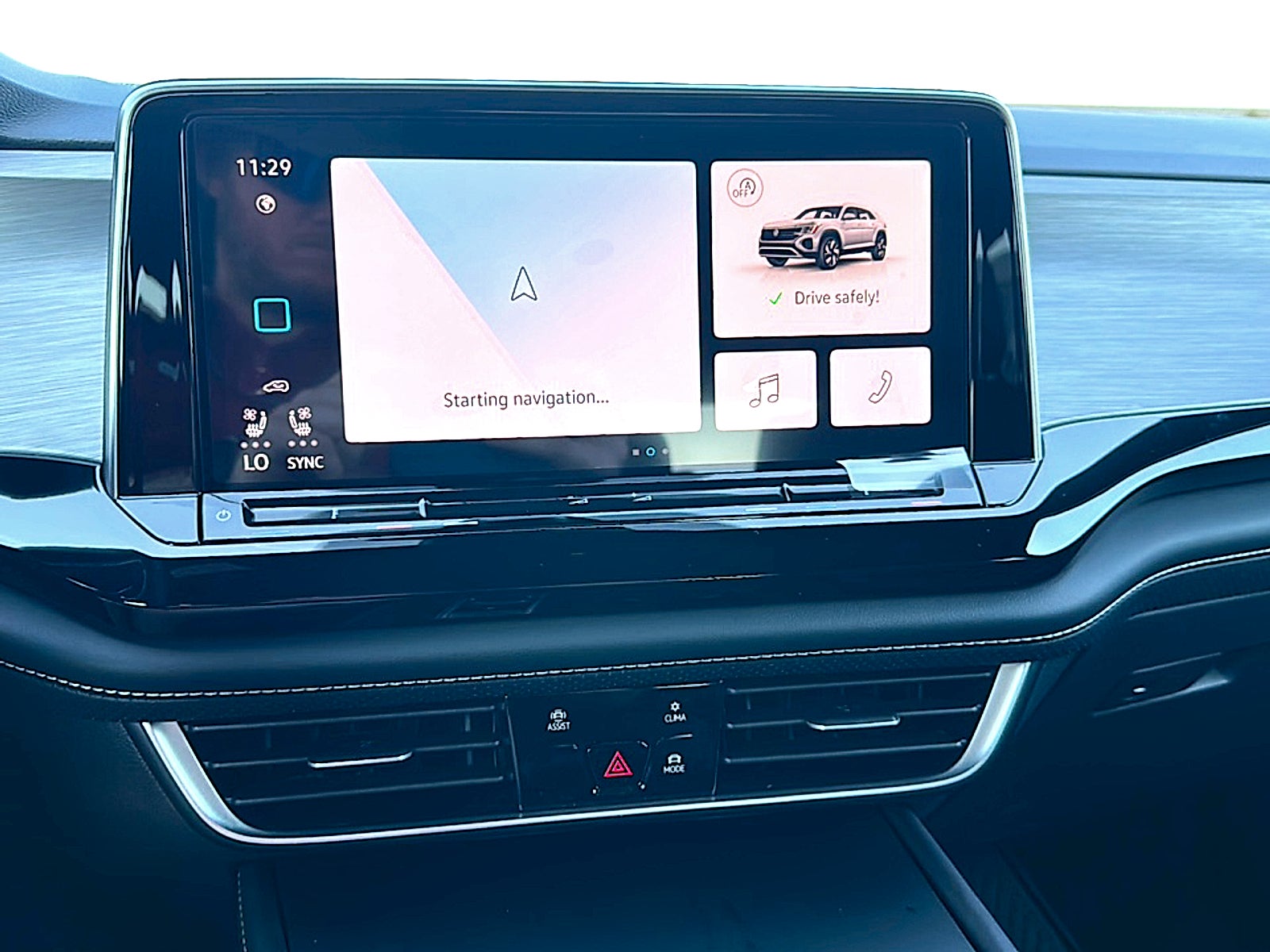 2026 Volkswagen Atlas Cross Sport 2.0T SE