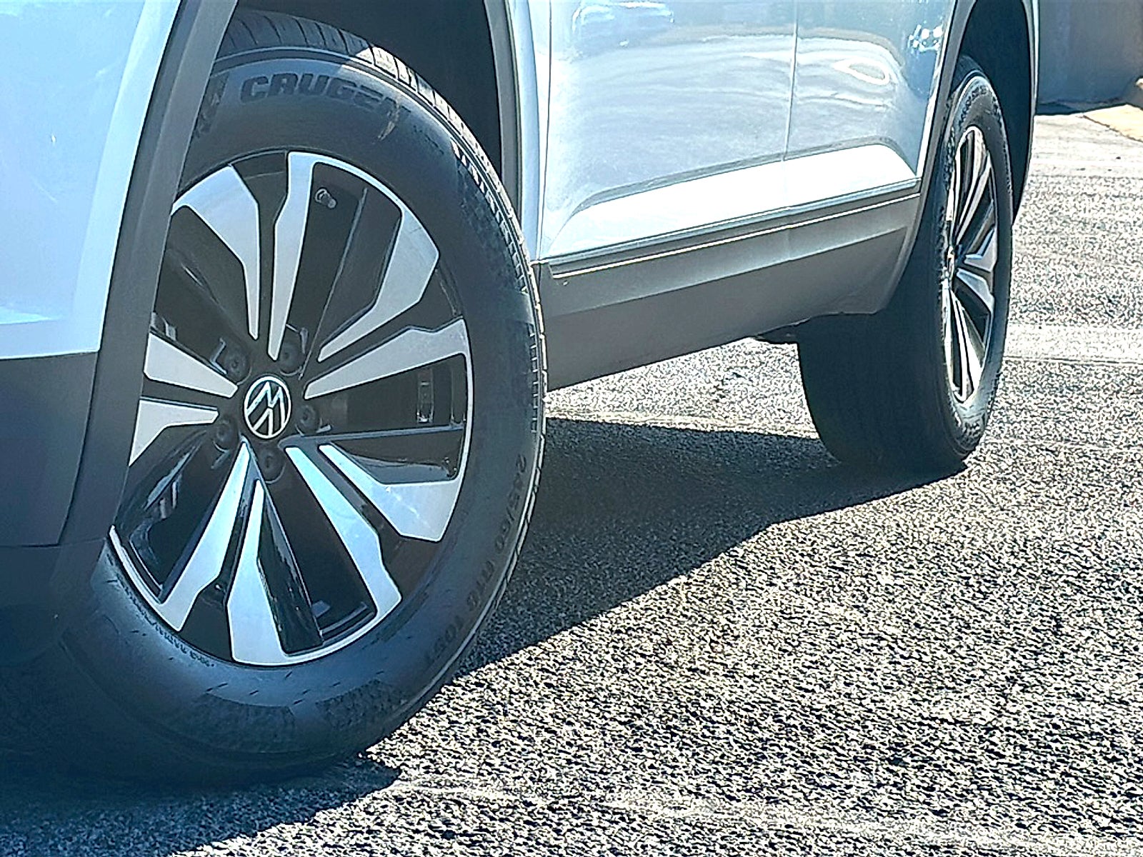 2026 Volkswagen Atlas Cross Sport 2.0T SE
