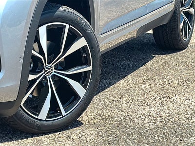 2026 Volkswagen Atlas Cross Sport SEL Premium R-Line