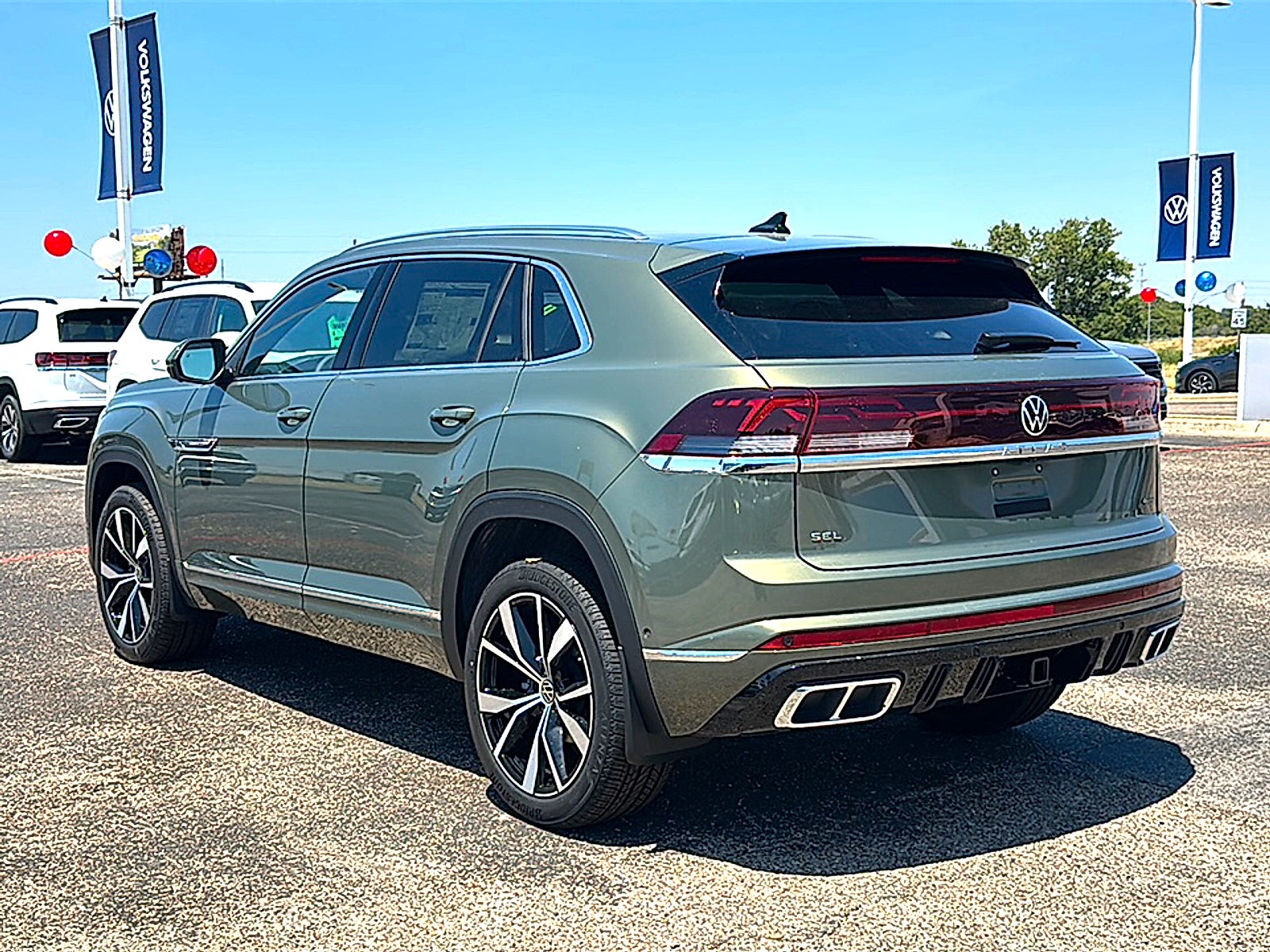 2026 Volkswagen Atlas Cross Sport SEL Premium R-Line