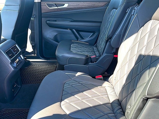 2026 Volkswagen Atlas SEL Premium R-Line - Photo 15