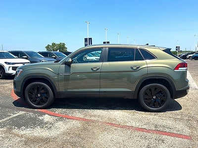 2026 Volkswagen Atlas Cross Sport 2.0T SE W/TECHNOLOGY