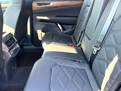 2026 Volkswagen Atlas 2.0T SE w/ Technology