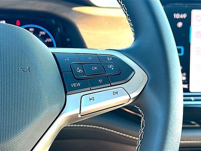 2026 Volkswagen Atlas 2.0T SE w/ Technology