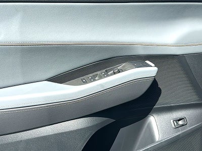 2027 Volkswagen Atlas SE w/Technology