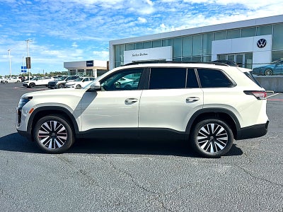 2027 Volkswagen Atlas SE w/Technology