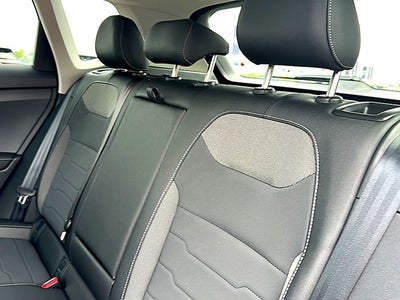 2026 Volkswagen Taos 1.5T SE Black