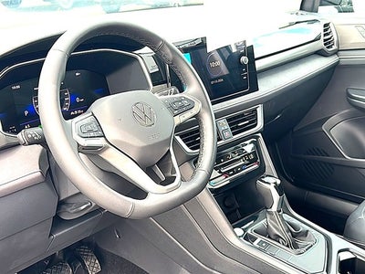 2026 Volkswagen Taos 1.5T SE Black