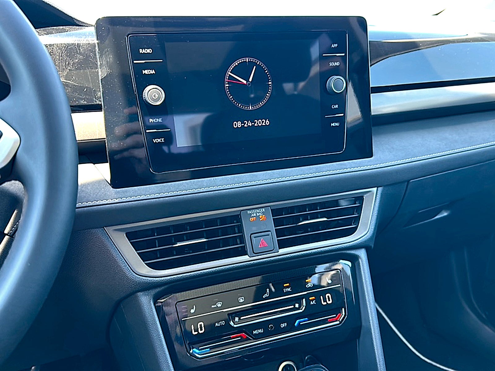 2026 Volkswagen Taos SE Black